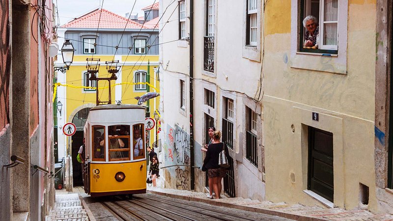 Funicular en Rua da Bica de Duarte Belo